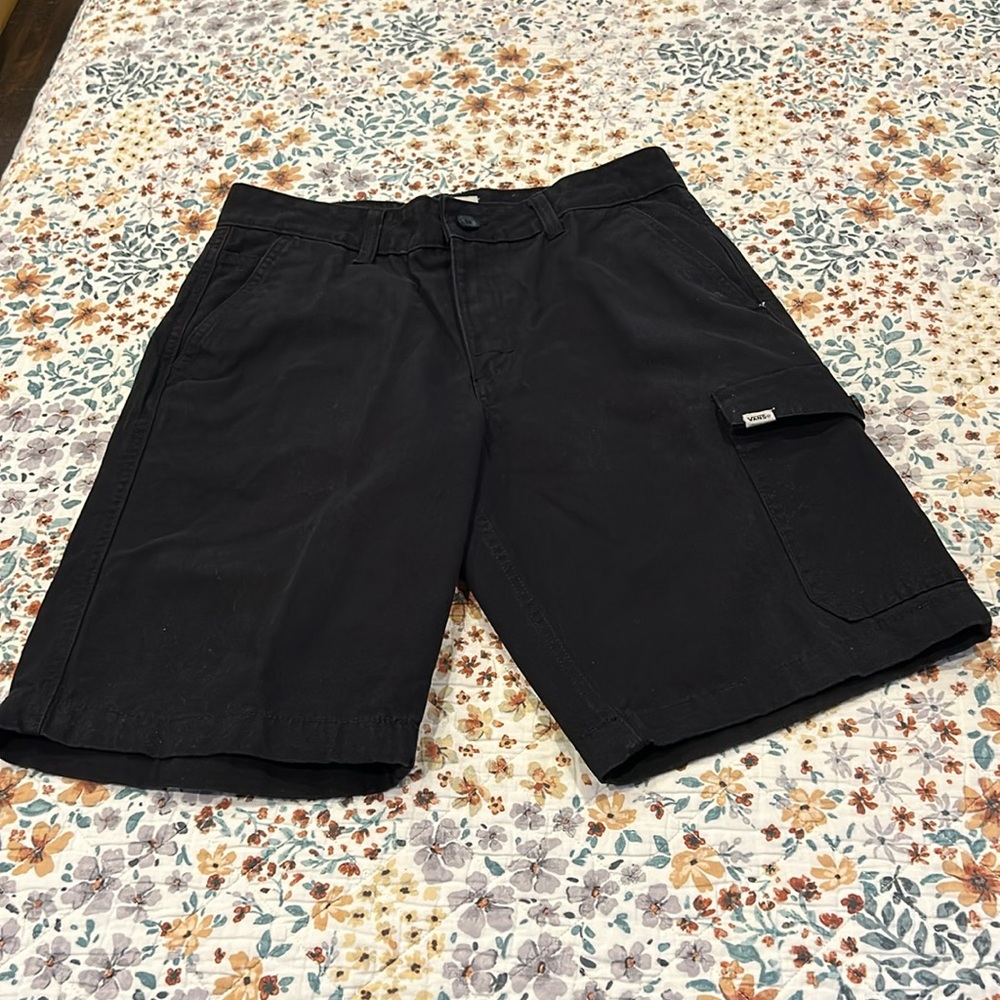 NWOT Vans Off The Wall cargo shorts